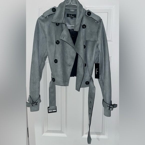 Lulu’s Edinburgh Slate Blue Suede Cropped Trench Coat - size small - Picture 2 of 9